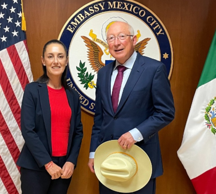 Ken-salazar-claudia-sheinbaum-relacion - Regios En México