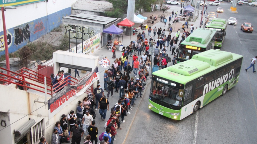 Image - Regios En México Nuevo León Cambia Sistema De Transporte.