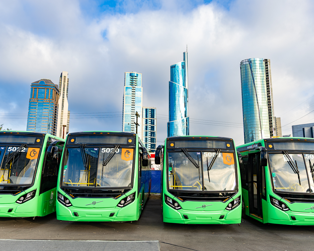 20250724_03_entrega_gober_40camiones_07 - Regios En México Las Rutas De Transporte Público Reciben Un Subsidio 68% Mayor, Pero El Transporte Urbano Mantiene Fallas, Unidades Fuera De Servicio Y Baja Eficiencia.