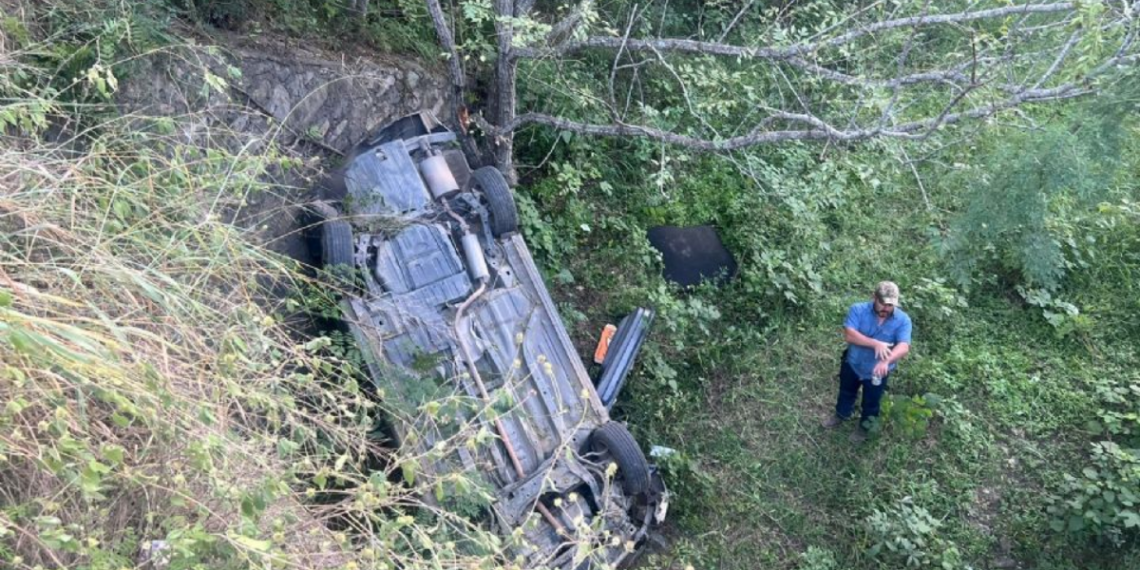 Accidente En Montemorelos - Regios En México Accidente En Montemorelos - Regios En México