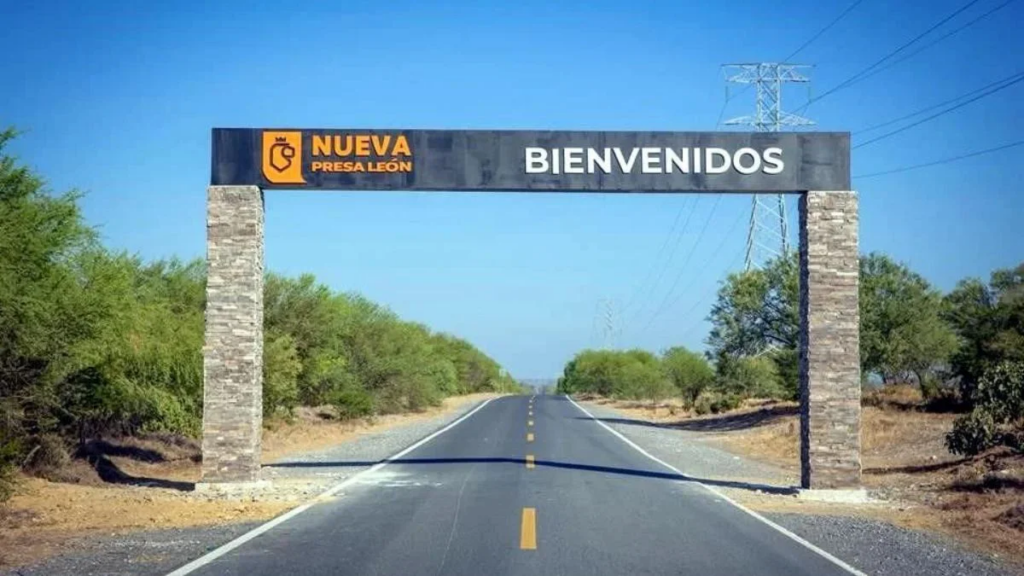 Image - Regios En México Carretera Presa Libertad Exhibe Engaño Carretero En Nuevo León - Regios En México