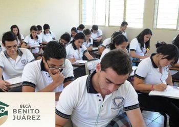 la Beca Benito Juárez en Nuevo León   Regios en México